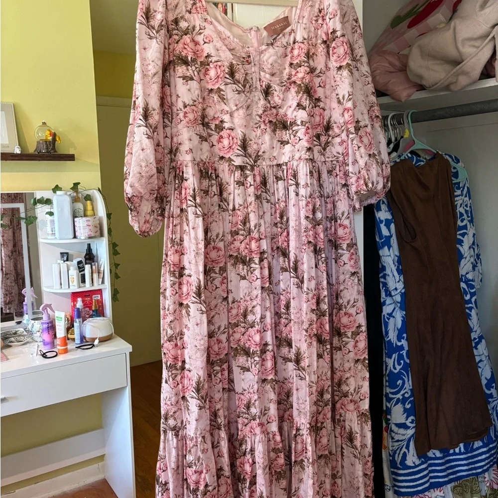 Floral Pink Maxi Dress Jessakae - Picture 1 of 1